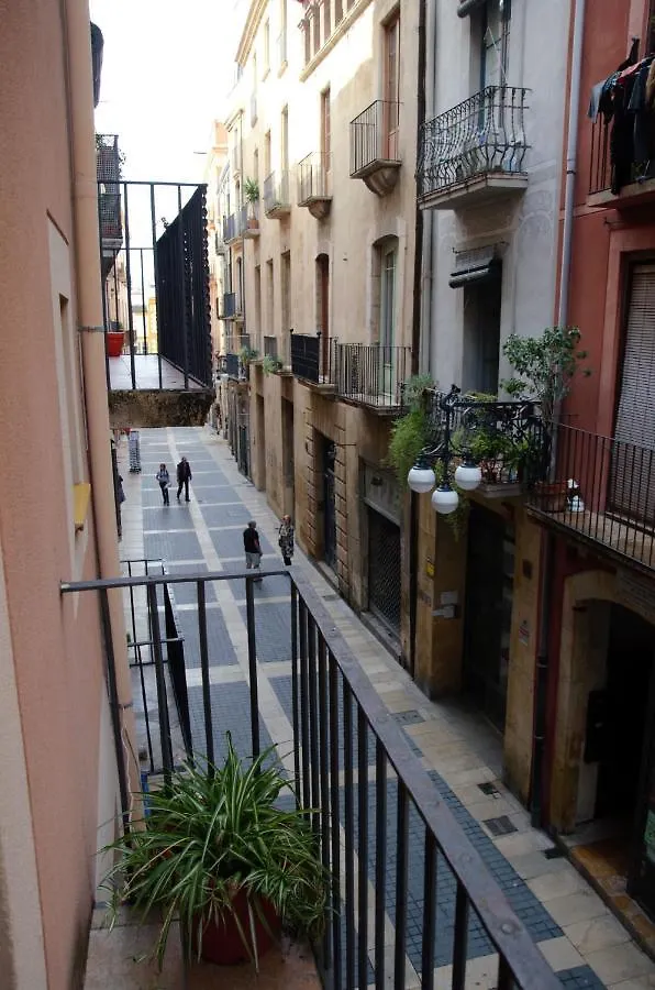 Estudio Casco Antiguo Tarragona 0*,  Spain